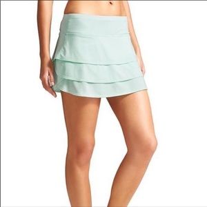 Athleta Mint green swagger skort size small